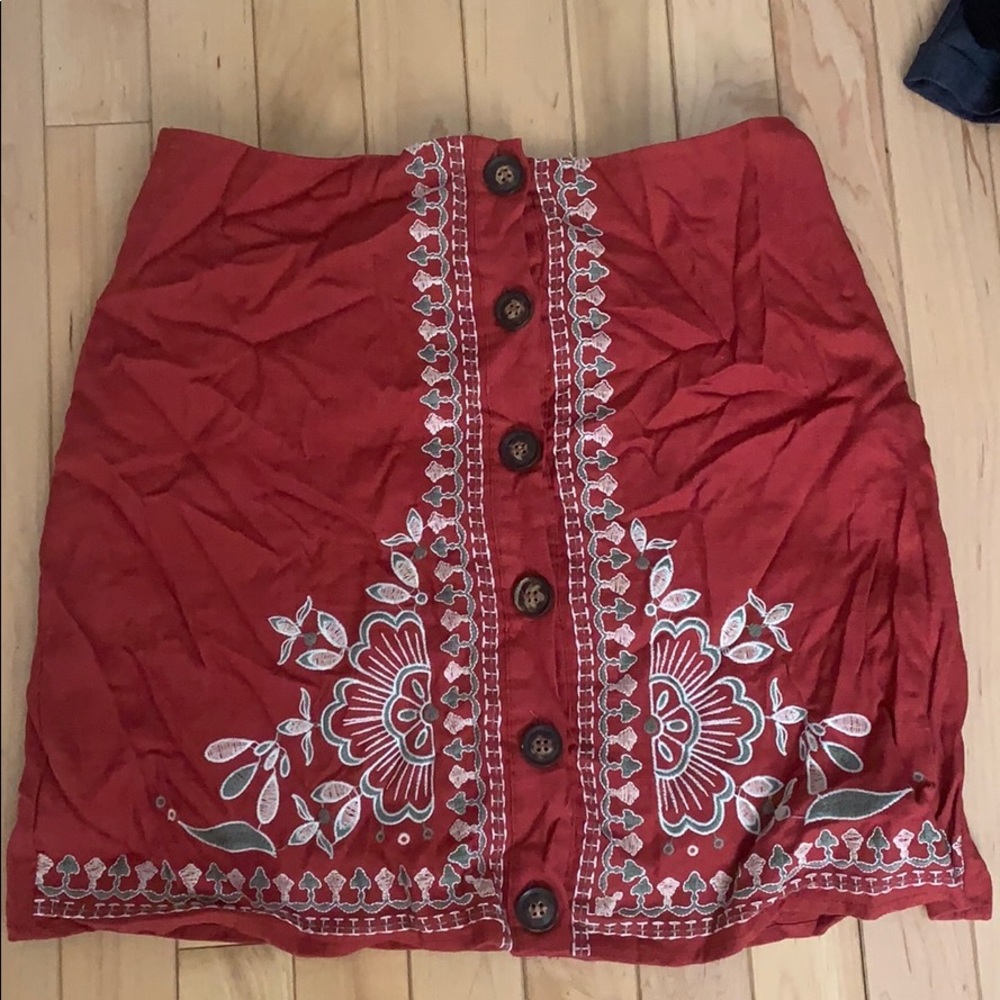 Pink embroider skirt